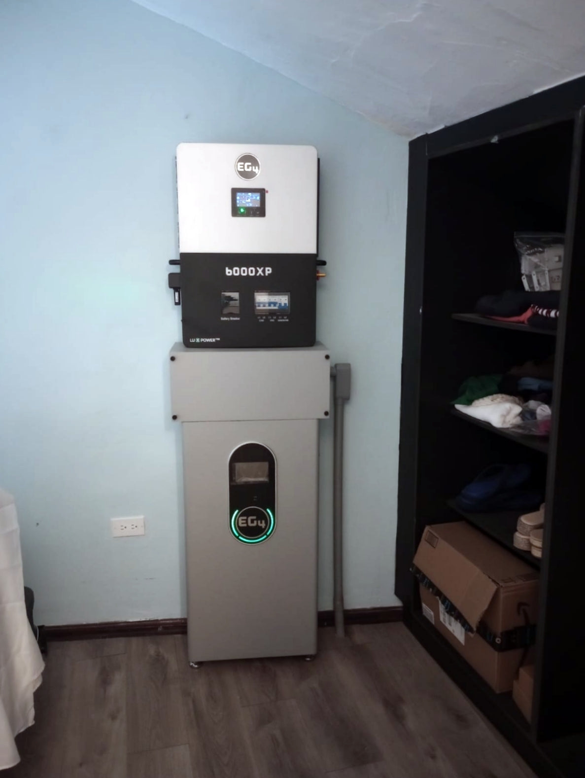 El Sistema de Respaldo para Apartamentos y Oficinas #1 en PR | Inversor EG4 6kW + Baterías EG4 LiFePO desde 14.3kW